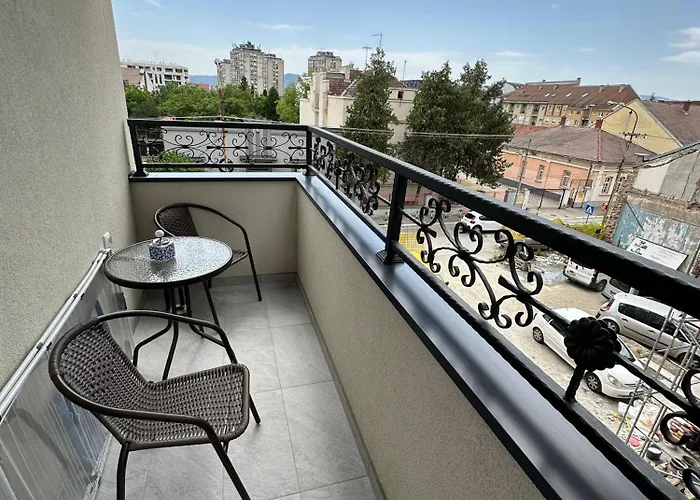 Stan Sa 3 Spavace Sobe Apartman